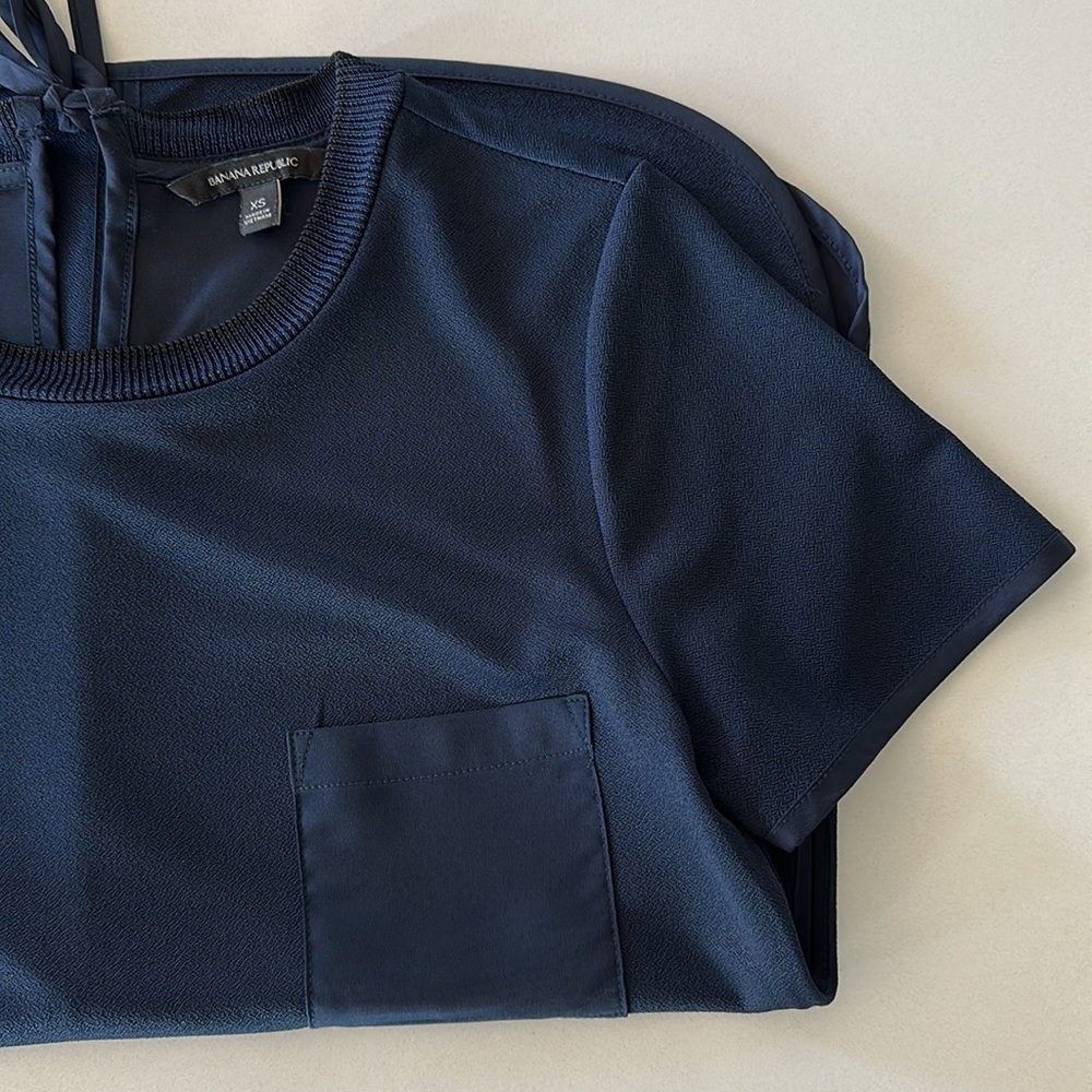 Banana Republic blouse Sz XS